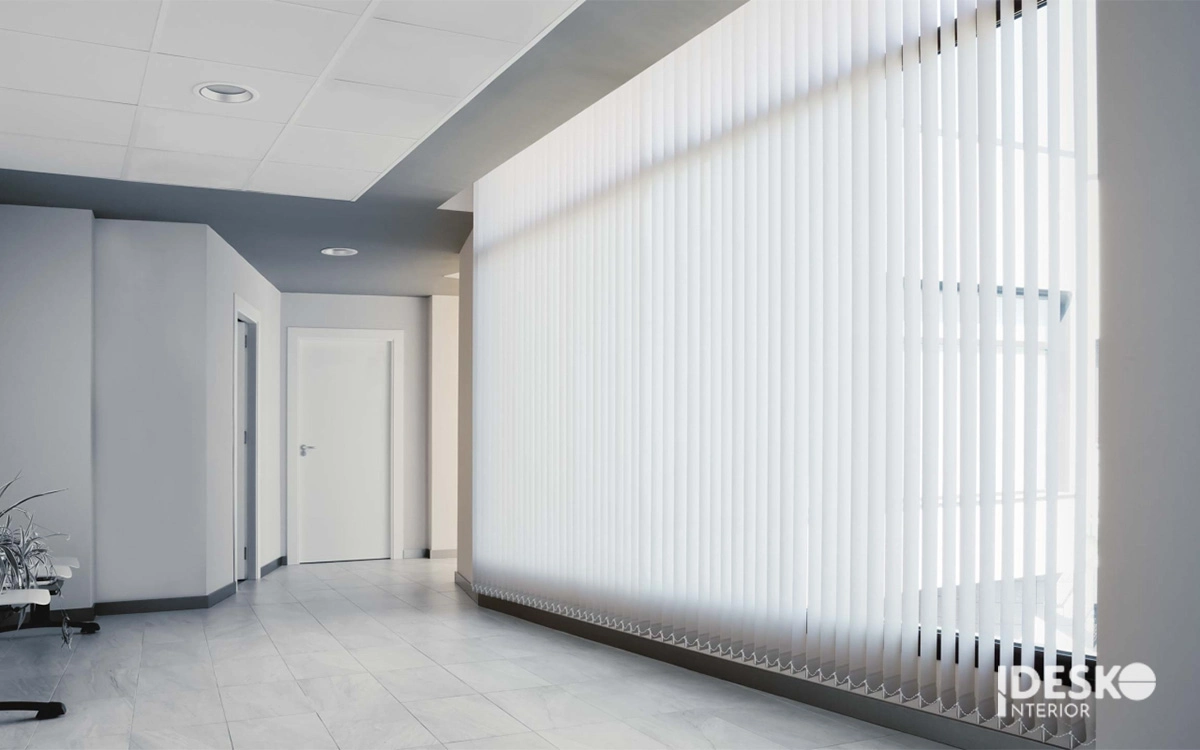 Mẫu rèm lá dọc trong không gian văn phòng