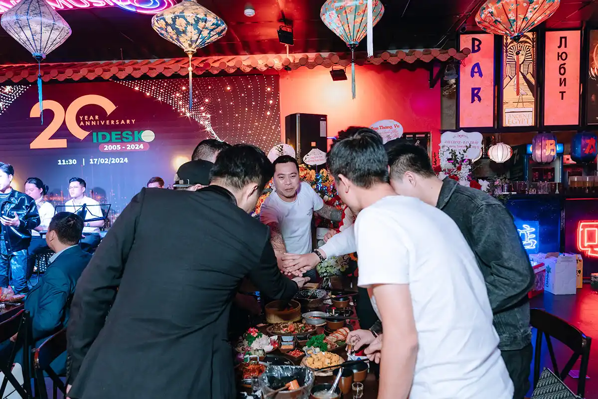 Lễ kỷ niệm 20 năm thành lập Idesko 13