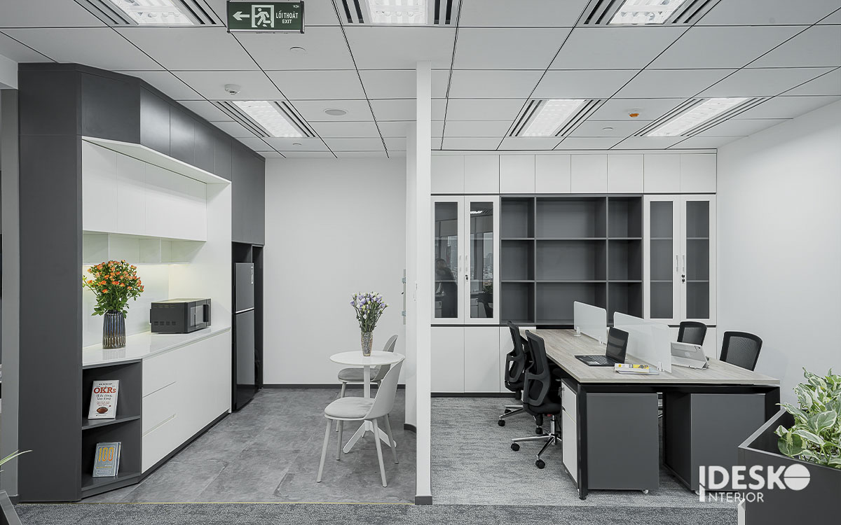 Sắp xếp khoa học, tận dụng tối đa không gian khi thiết kế văn phòng 100m2