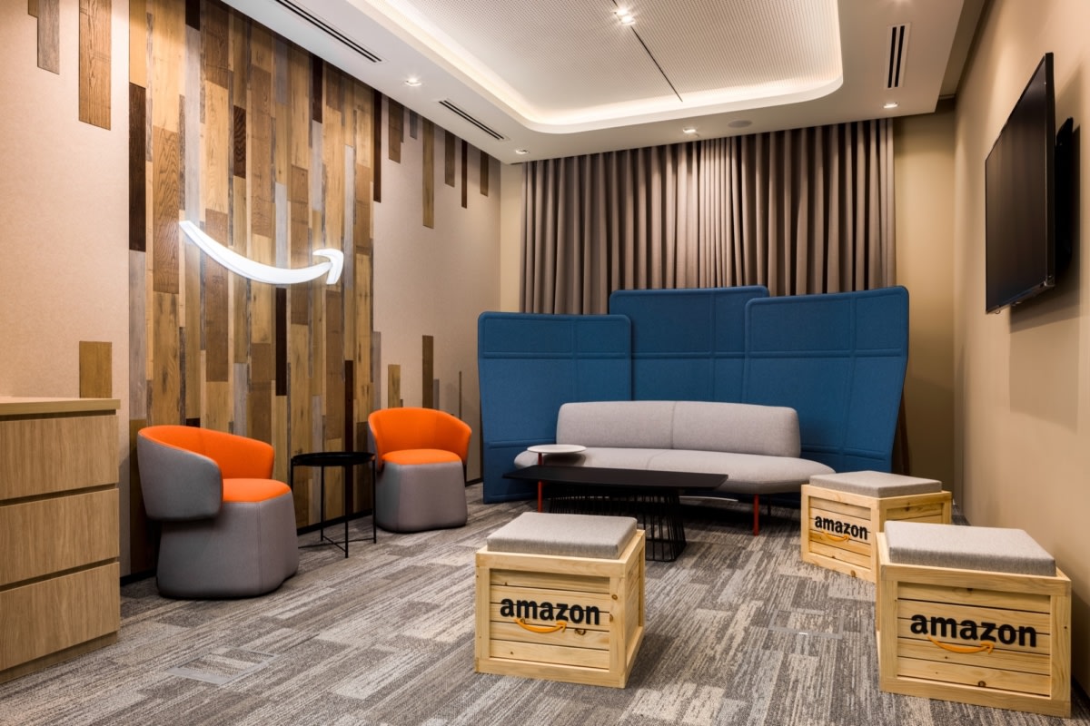 Amazon Offices Singapore 1 1200x800 Compact