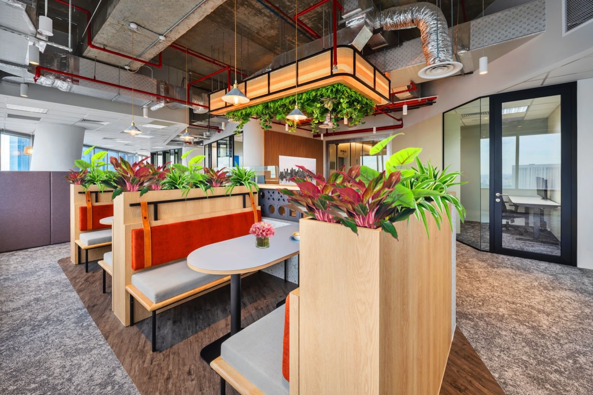 Arohi Asset Management Offices Singapore 2 1200x800 Compact