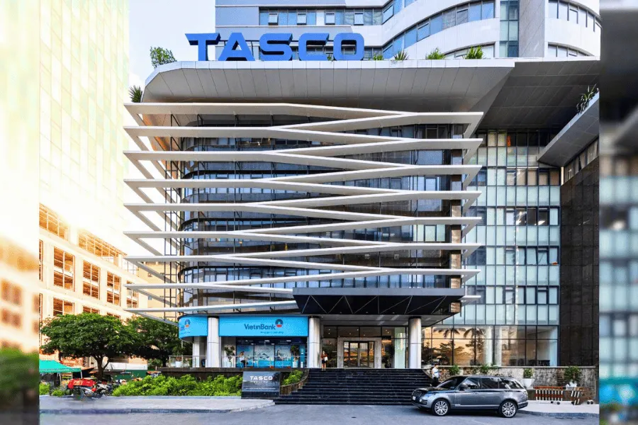 Tòa Tasco nằm tại khu vực trung tâm của quận Nam Từ Liêm, Hà Nội