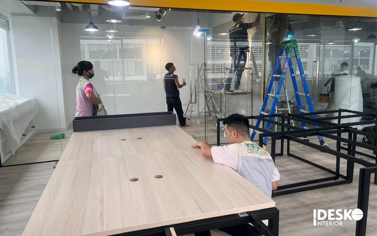 Hạn chế defect khi lắp đặt nội thất văn phòng