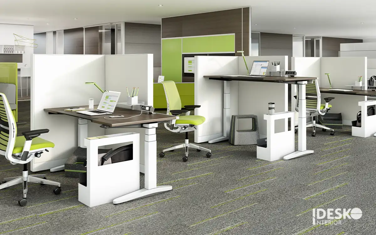 Thiết kế văn phòng ergonomic sử dụng bàn làm việc điều chỉnh độ cao