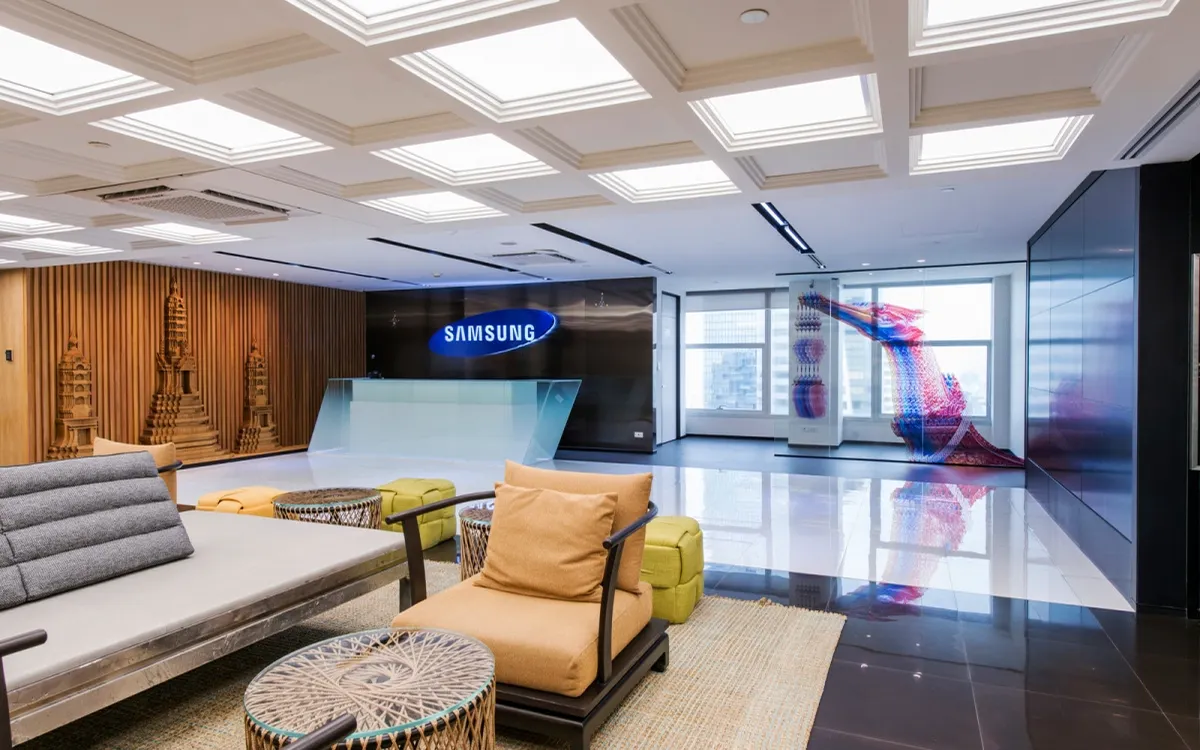 Khám phá thiết kế không gian mở trong văn phòng của Samsung -3