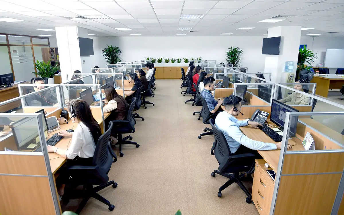 Không gian làm việc yên tĩnh tại văn phòng truyền thống