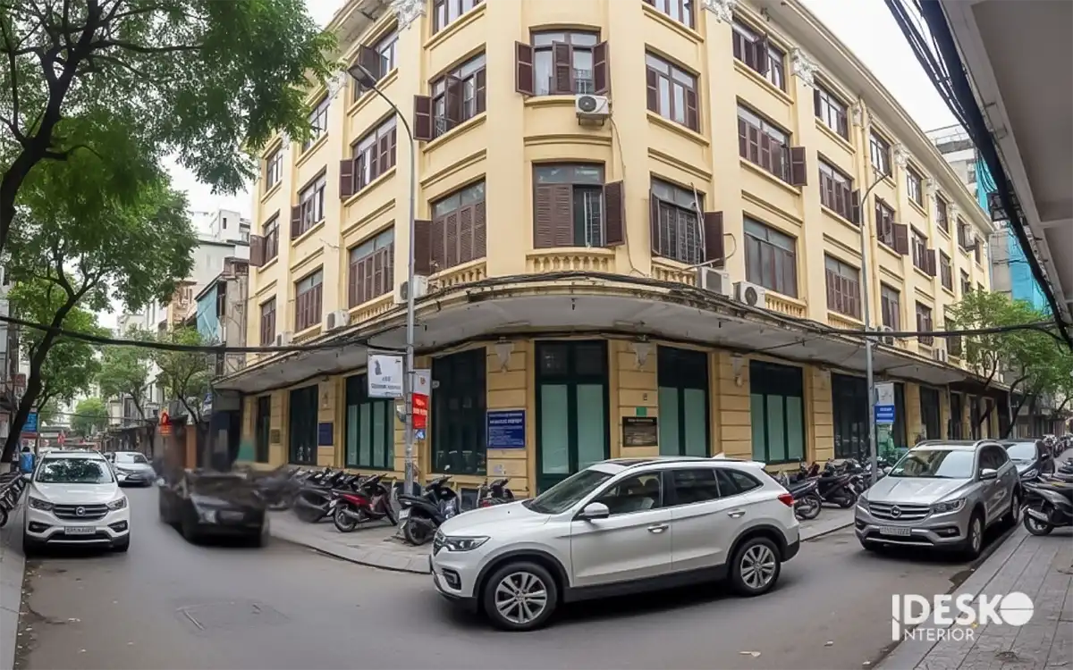 Lối đi hẹp và thiếu bãi đỗ xe cho nhân viên văn phòng
