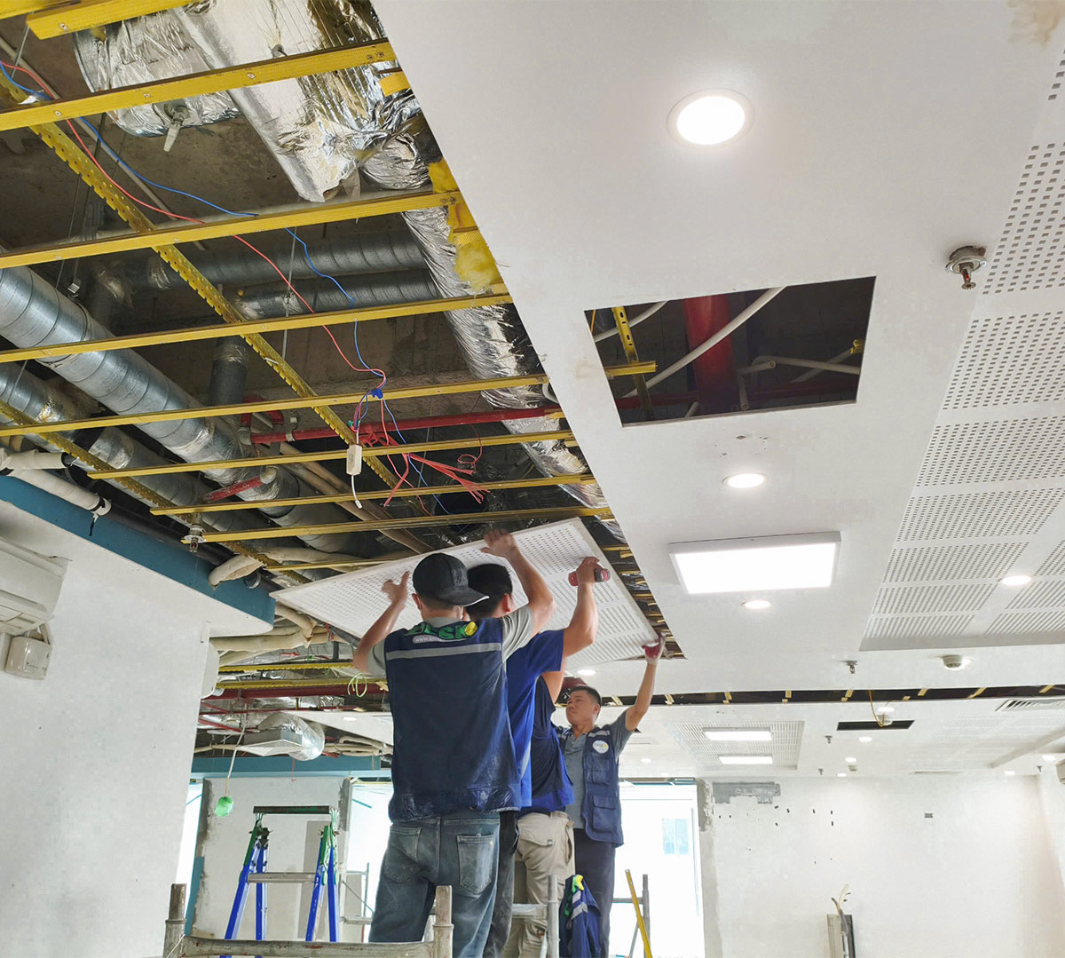 Quy trình hoàn trả mặt bằng - Tháo dỡ, vệ sinh và sửa chữa