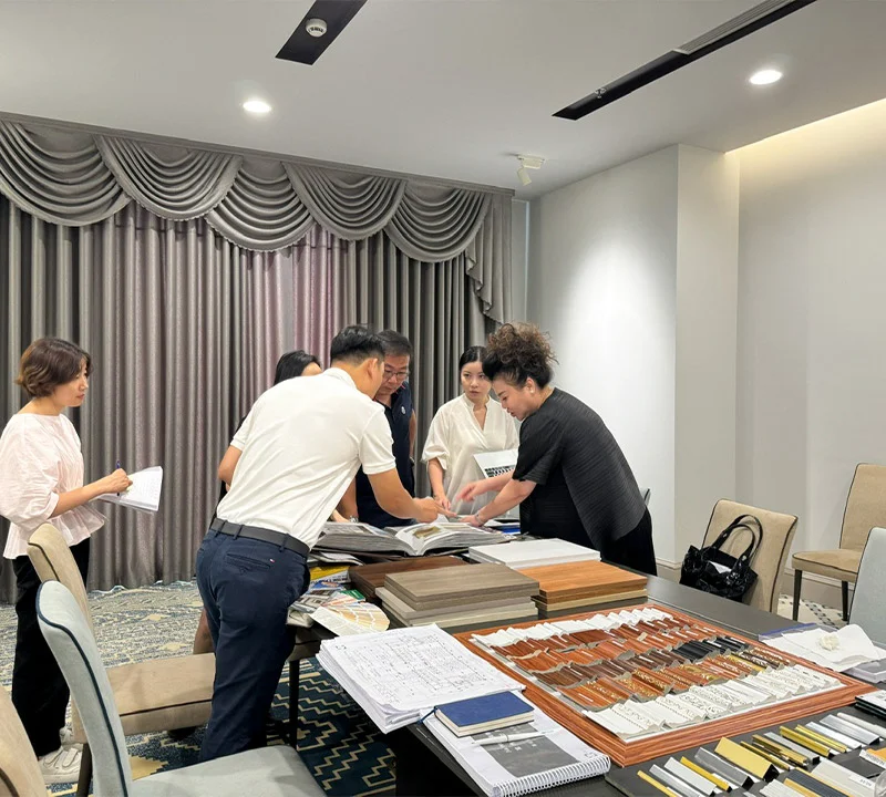 Duyệt mẫu và chuẩn bị vật liệu_Trang thi công văn phòng