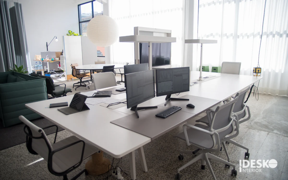 Thiết kế văn phòng tối giản 9