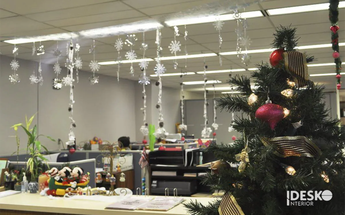 Ý tưởng trang trí Giáng sinh văn phòng 25