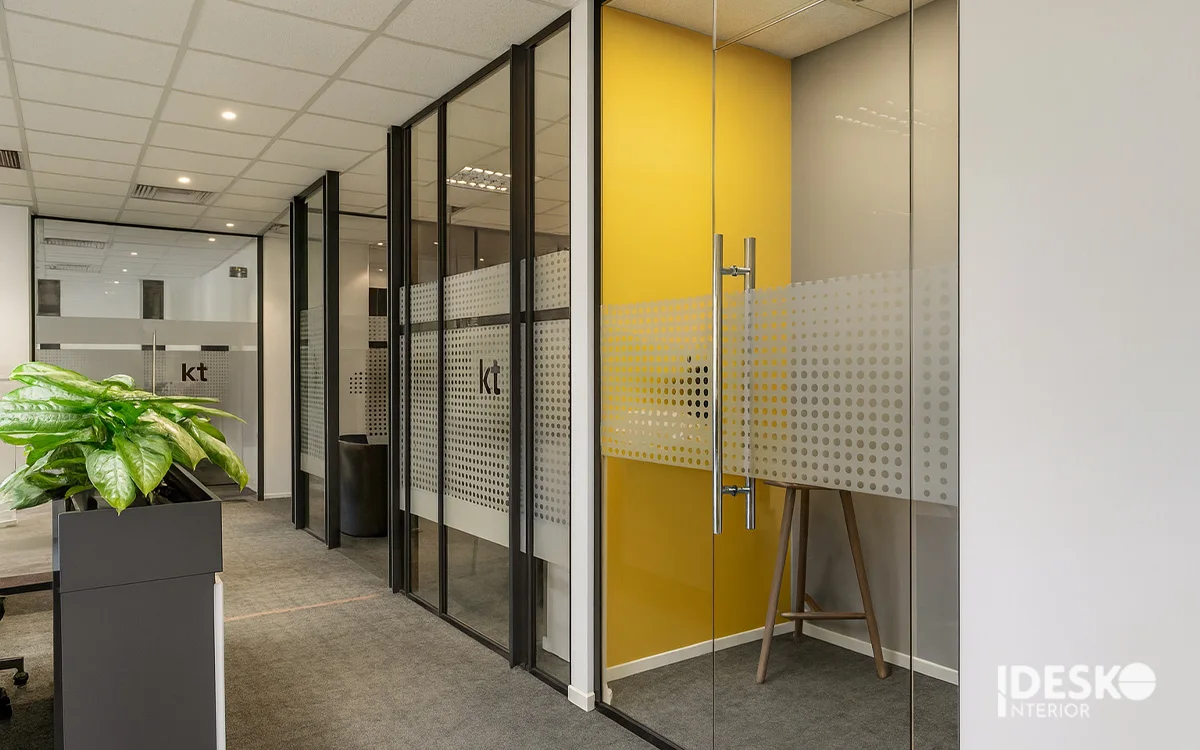 Phone booth trong văn phòng KT DX