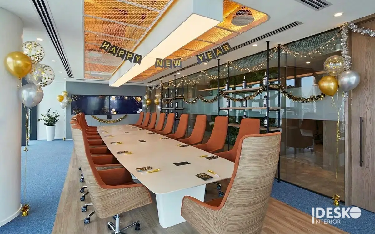 Trang trí Tết trong phòng họp