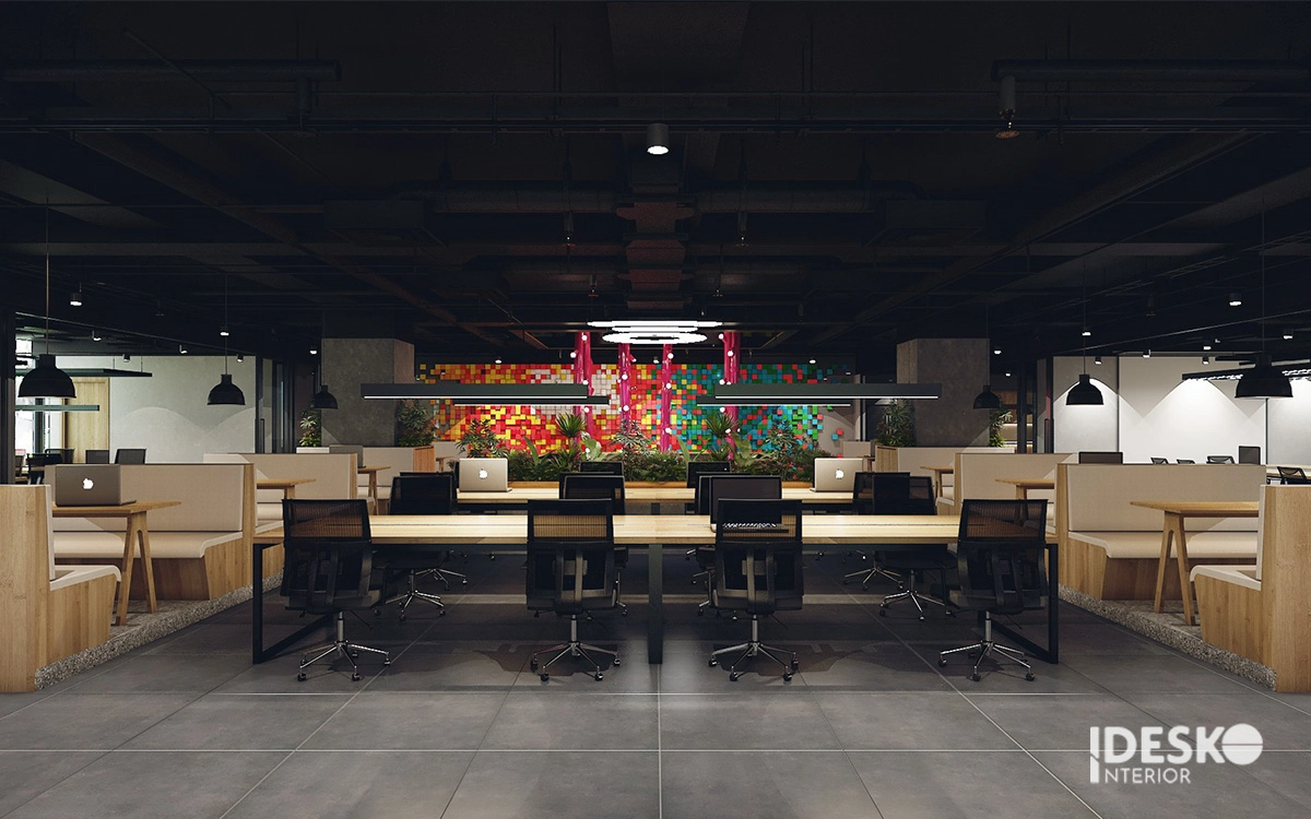 Văn phòng 500m2 - 1000m2 với không gian mở rộng, bàn làm việc lớn và điểm nhấn màu sắc ở trung tâm