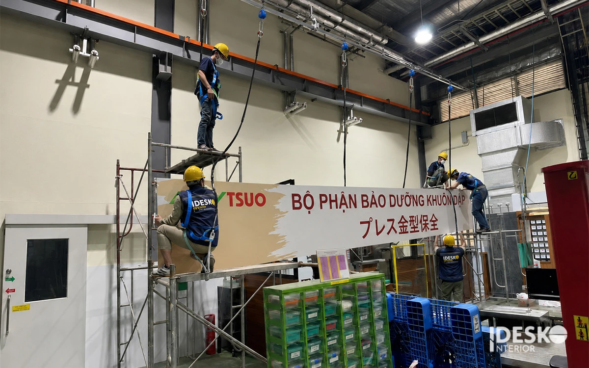 Thiết kế thi công nội thất văn phòng nhà máy tại Hà Nội